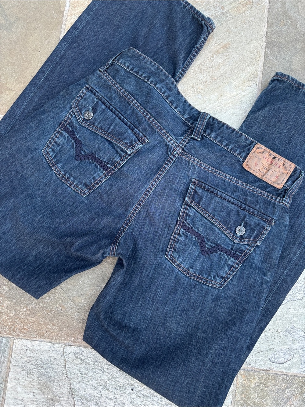 GUESS Men's Blue Relaxed Denim Jeans with Flap Back Pockets 34 x 32
